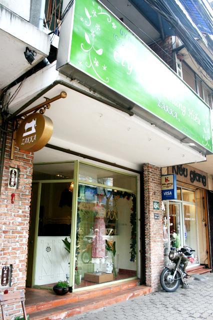 ＜オーダーメイドテーラー「ZAKKA」＞
