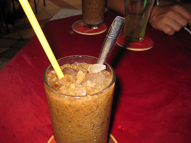 カフェスアダー