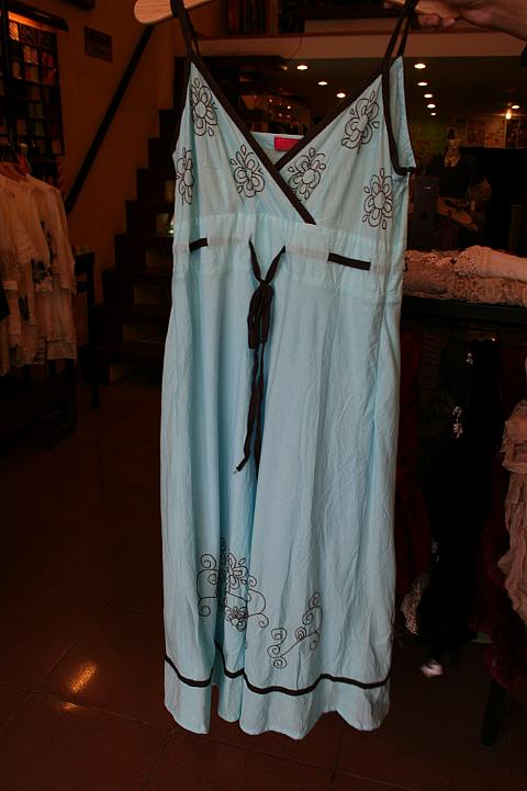 コットンワンピース58ドル