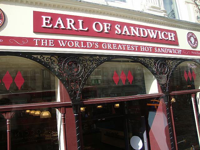 サンドイッチ発明者の一族がロンドンにチェーン店を初出店。ローストビーフを挟んだ伝統的な味が人気。
