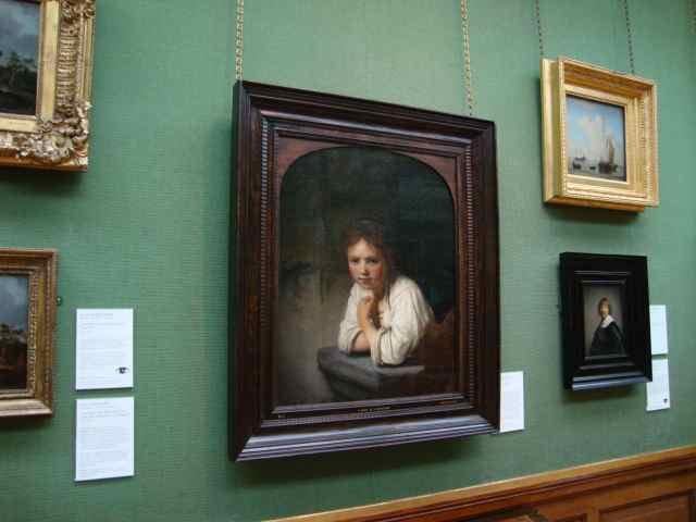 英国で一番古い絵画美術館。オランダ、フランス、イタリア、スペイン、英国の画家たちが描いた作品が幅広く揃っています。