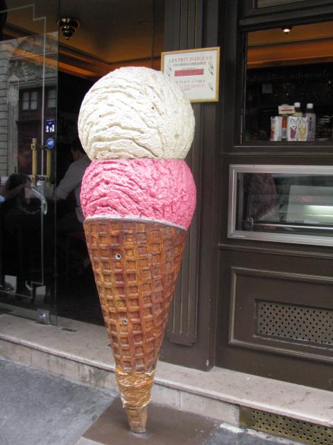 高級デパートボンマルシェのお帰りにひと息、美味しいアイスをどうぞ！