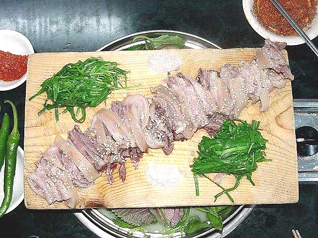 犬のお肉を食べられるところ！