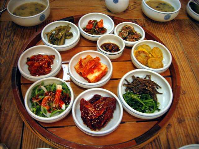 伝統的な韓国料理をフルコースでどうぞ！