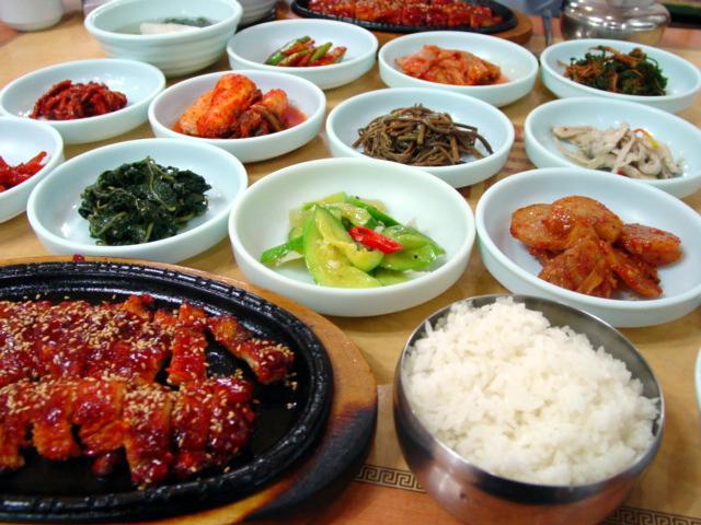 ファンテグイ（干しスケソウダラの味噌焼き）の店