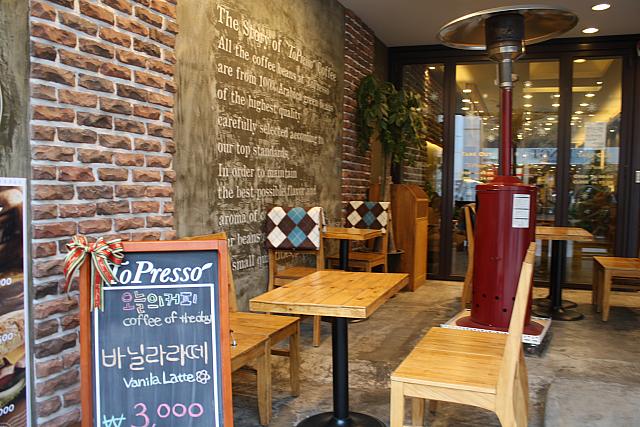 ロッテデパート光復店のすぐ近く！ゆっくりと静かにコーヒーブレークができるカフェ