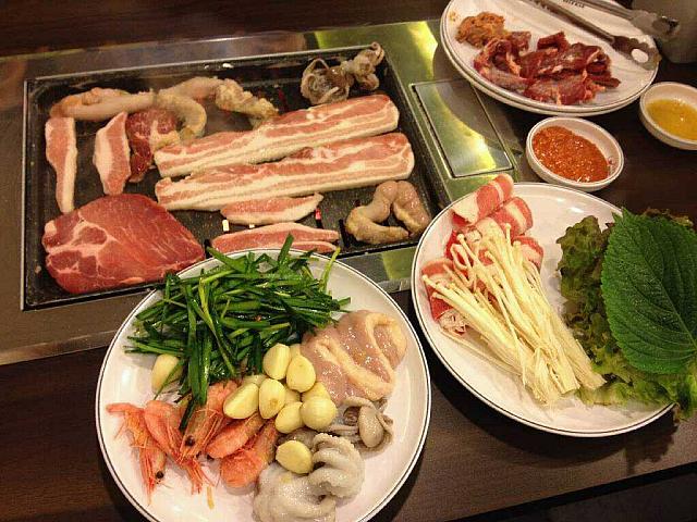 韓国全土にチェーンを持つ大人気焼肉ビュッフェレストラン！