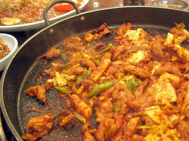 気軽にタッカルビを食べるなら！
