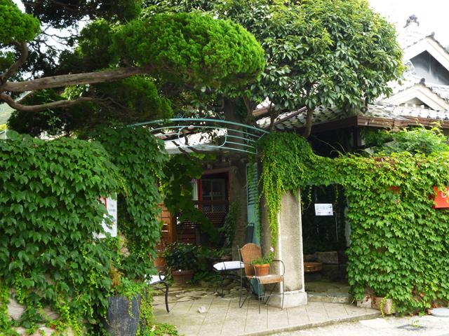 木浦近代歴史館のはす向かいにある、日本家屋をリノベーションしたおしゃれなカフェ
