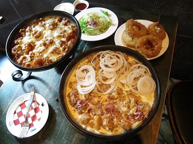 おしゃれな雰囲気で創作チキンが味わえるお店！