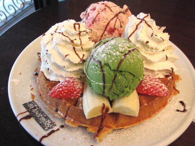 香り高いコーヒーとワッフル！三清洞でのひと休みにピッタリなカフェ！