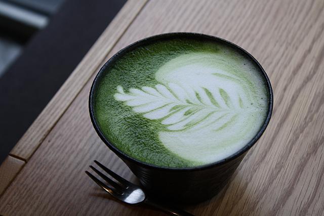 韓国の緑茶ブランド「雪緑茶（ソルロッチャ）」で知られるウェルビーン緑茶カフェ！
