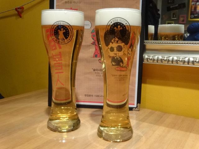 青春を飲もう！生ビールに手頃なおつまみがおいしい、気軽に立ち寄れる店