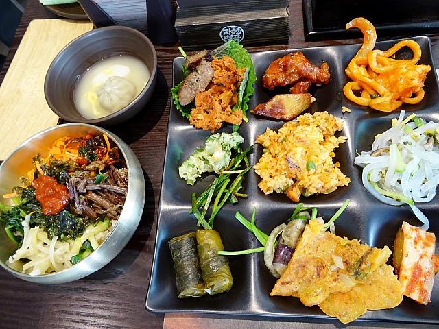 地方の伝統料理から自分で作るパッピンスまで、品数豊富な韓食専門ビュッフェ！