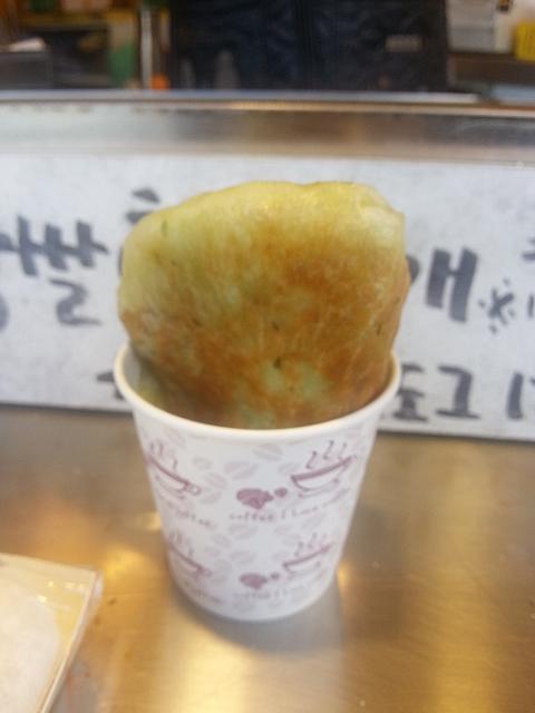 東大門総合市場からすぐの緑茶ホットッのお店！