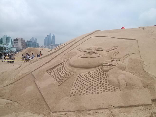 海雲台ビーチで開かれる砂のお祭り！