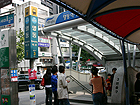 地下鉄４号線ミョンドン（明洞・Myeong-dong・424）駅３番出口を出てすぐ左へ。