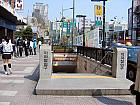 地下鉄６号線イテウォン（梨泰院・Itaewon・630）駅１番出口を出て直進し