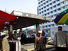 地下鉄１号線・京義中央線チョンニャンニ（清涼里・Cheongryangri・124/K117）駅１番出口を出てそのまま５０ｍほど直進。