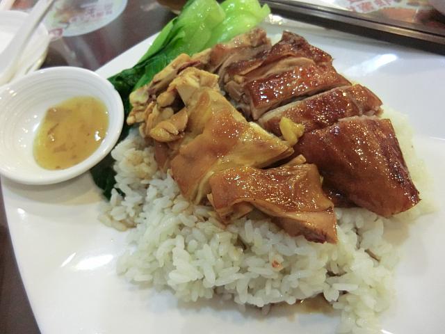 昔ながらの香港風軽食と中華スイーツが種類豊富!　淮海中路エリアの人気茶餐廳。