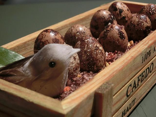 中華フュージョンとオリジナルカクテルで特別な時間を。安福路に位置するワンランク上のレストランバー。
