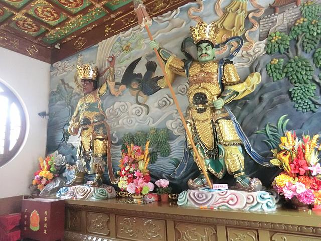 上海4大寺院の一つ!　古い住宅街の真ん中にある庶民的な天台宗寺院。