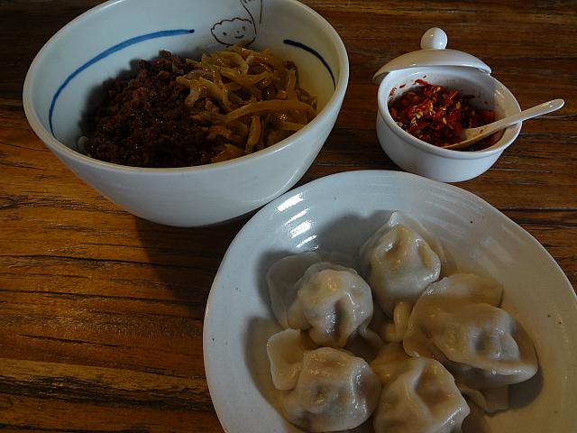 カフェみたいなかわいくてオシャレな空間でいただく、めっちゃ台湾！なメニュー