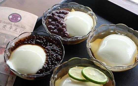 安平に来たら必ず食べたい豆花！