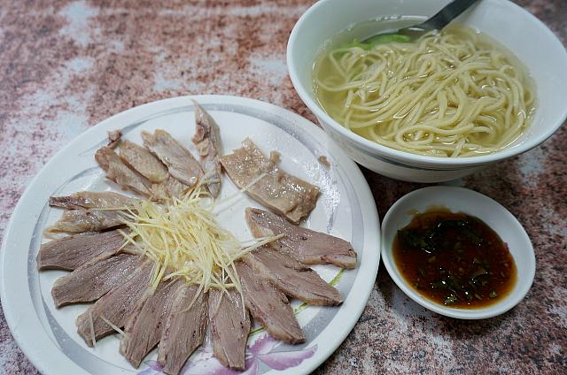 花蓮を代表する大人気ガチョウ肉店！