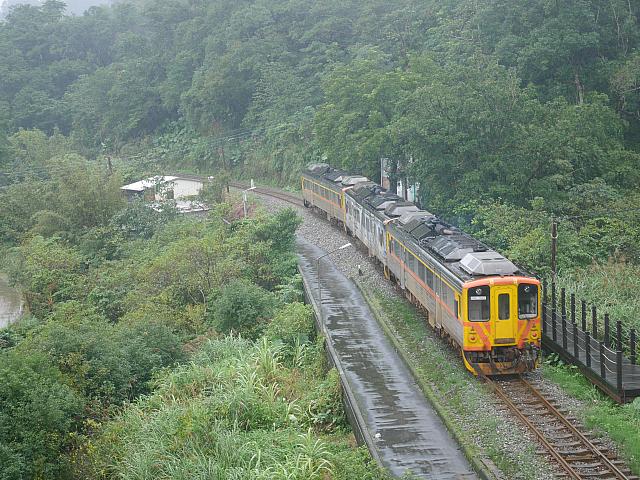 ひっそりとたたずむ平渓線の駅　趣だけがあります