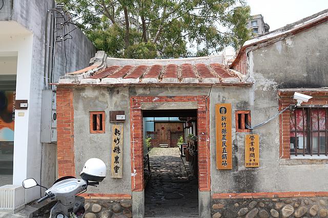 客家人が暮らした伝統的な集落がそのまま残されている文化施設。タイムスリップ感覚を味わおう！