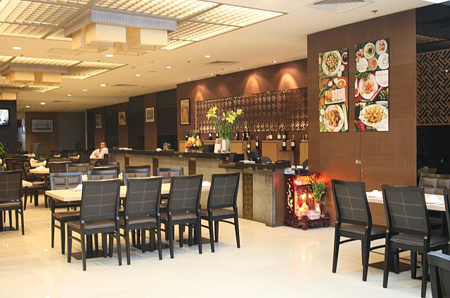 何を食べても外れのないおいしさ。いつも地元の人たちで混んでる評判のいいベトナム料理店！