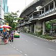バンコクで特に有名な「シーロム通り」
