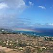 特に冬期には頂上から虹が見える機会も少なくないのですが・・・ナビが登ったこの日はたまたま、こんな海にかかる虹が！