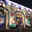 今年で34回目を迎えたホリデーシーズンの風物詩「ホノルル・シティ・ライツ」。ホノルル・ハレ（ホノルル市庁舎）一帯が、クリスマスのデコレーション、イルミネーションで飾られています。