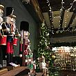 毎年恒例、ロンドンの老舗百貨店Libertyの最上階で開催されるクリスマスツリー用のオーナメントが星の数ほど揃うクリスマスショップが今年もオープン。