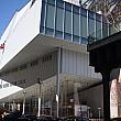 この建物は5月1日オープン予定のホイットニー美術館。ハイラインの出入り口すぐ近くです。