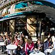カフェはサンジェルマン・デ・プレ駅から歩いて１分。