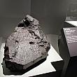 隕石の展示も豊富です。これは1828年にフランスで発見されたもの。