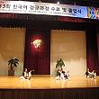 トンアリ（サークル）による公演も行われました。こちらはサムルノリ（韓国の伝統打楽）！