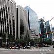 高～いビルが建ち並ぶ駅三（ヨクサム）駅周辺は、ソウルを代表するオフィス街！