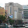 釜山でローカル色強いエリアといえば、凡一洞（ボミルドン）！！駅前には釜山で唯一の現代デパートが。