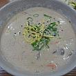 トゥルケカルグクス＠ボンピョンメミルマッグクス（7,000ウォン）。エゴマのスープがおいしい。
