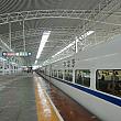 新型新幹線は、上海から乗ると南京が終点になります（2010年8月現在）。所要時間は約1時間。
