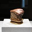 現在「國立故宮博物院南部院區」には「肉形石」が特別展示されていますよ～！