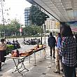 こちらの雑居ビルでもスタッフ総出でお参りしています。