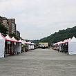 以前、ドラゴンボートレースの開催地だった新店・碧潭。報道によると、2015年から会場として使用されなくなったようで、16日はイブニングマラソンの会場として使用されていました。