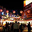 1月19日から始まった迪化街の年貨大街。明るいうちに訪れる方が多いと思いますが、実は夜も活気があるって知っていましたか？？