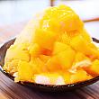 氷自体がマンゴーの味なので、いつまでもマンゴーを感じられるかき氷！マンゴーが旬の頃に食べたら、おいしさ倍増間違いなしですよ～
