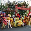 中秋節の朝、ホーチミンの中華街チョロンには、獅子舞隊が大集結！